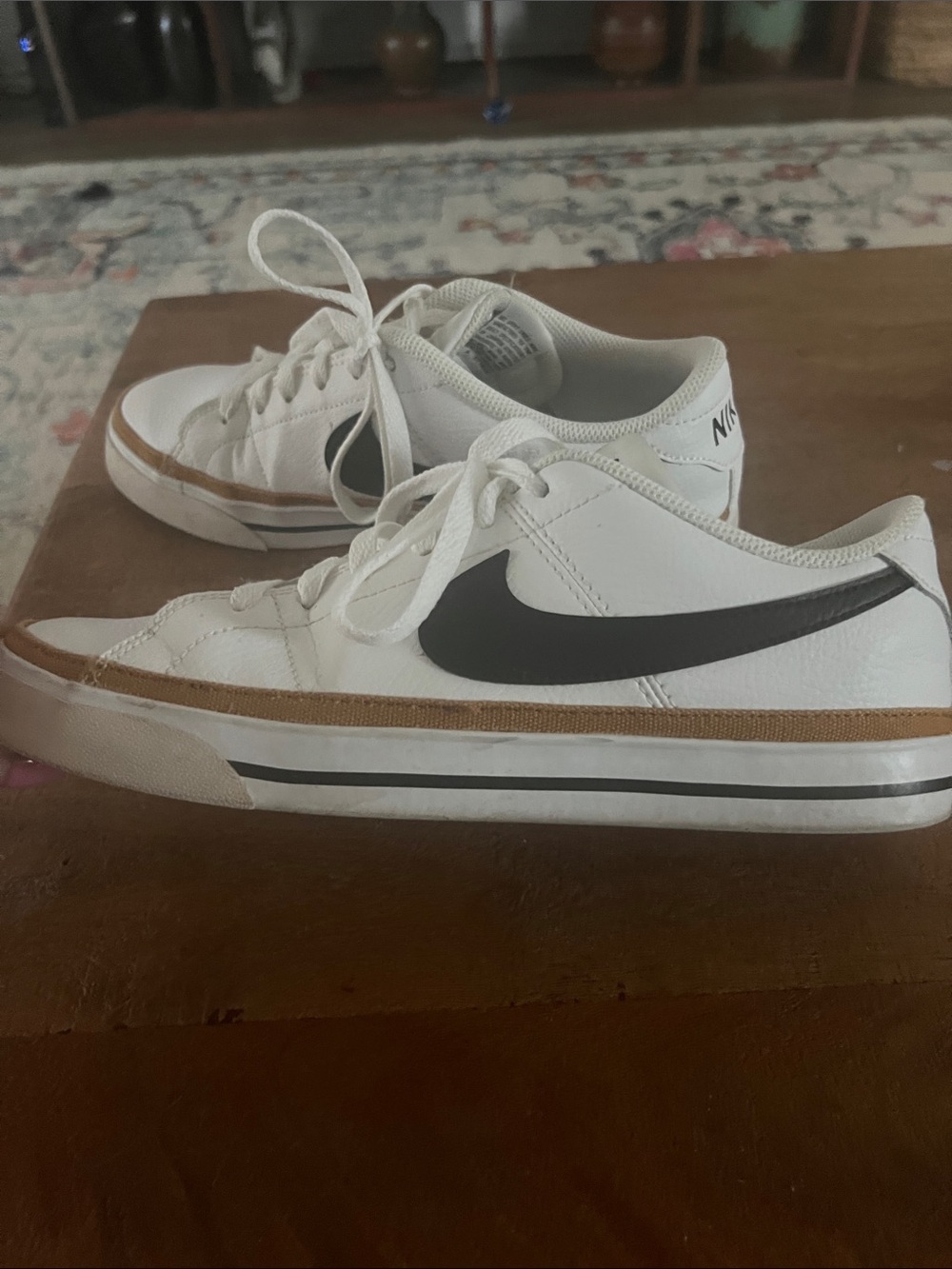 Nike Sneakers.